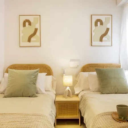 Pink Holidays - Winter By The Apartman Torrevieja