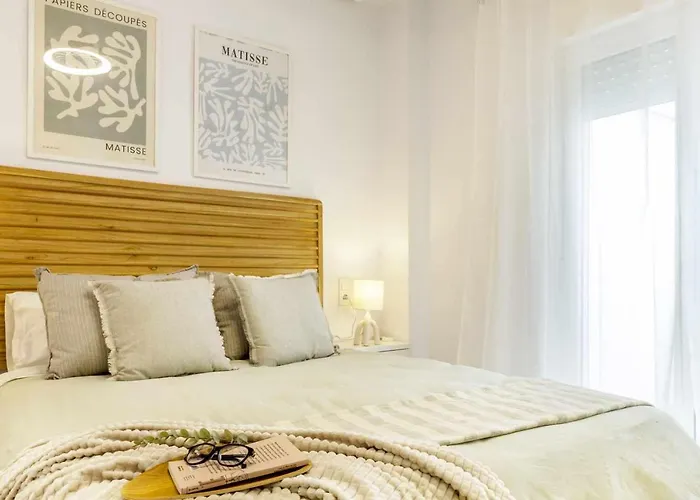 Pink Holidays شقة *