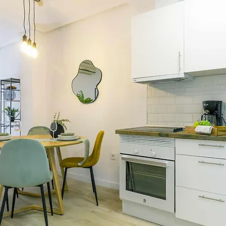 Pink Holidays דירה *